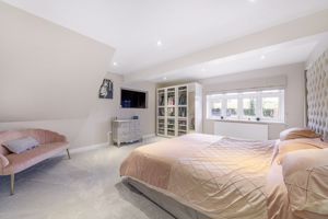 MAIN BEDROOM- click for photo gallery